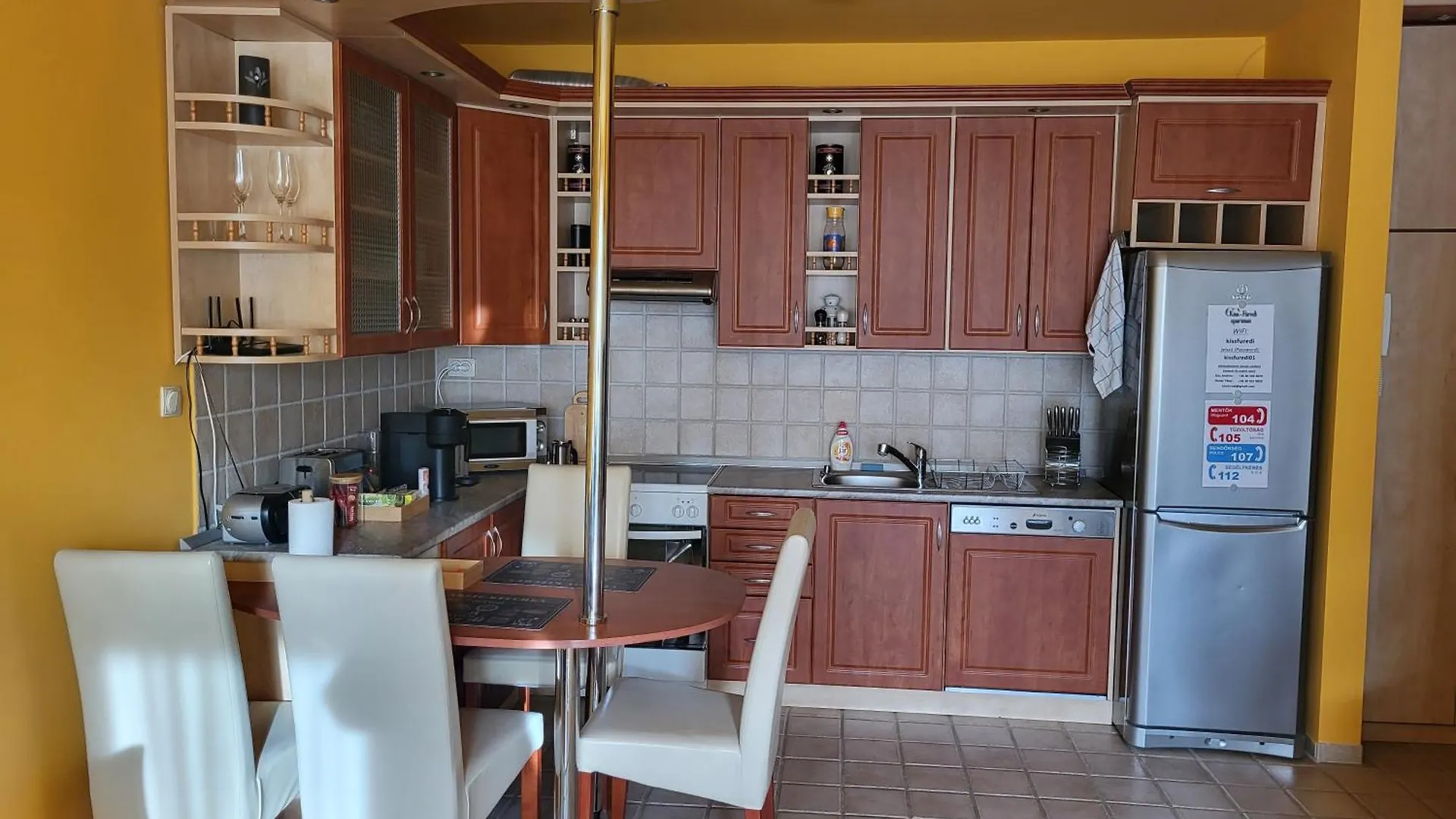 Kiss-Fueredi Apartman Szeged 0*,